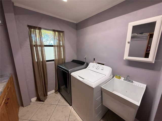 1629 GEORGETOWNE BOULEVARD, Sarasota, FL 34232