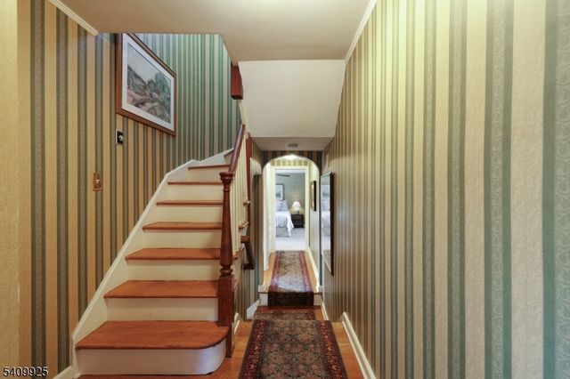 643 Nottingham Pl, Westfield Town, NJ 07090