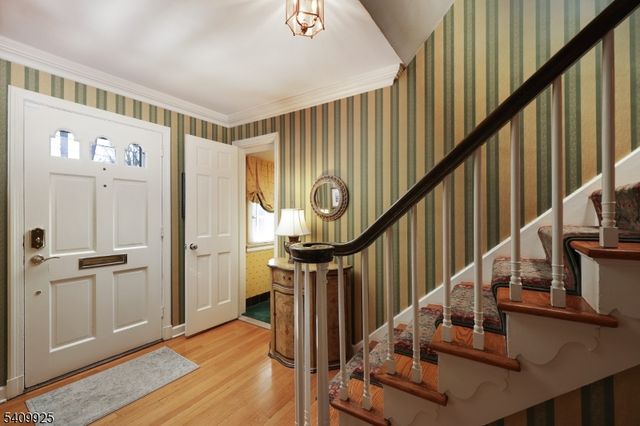 643 Nottingham Pl, Westfield Town, NJ 07090