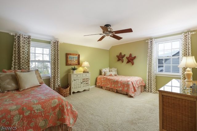 643 Nottingham Pl, Westfield Town, NJ 07090