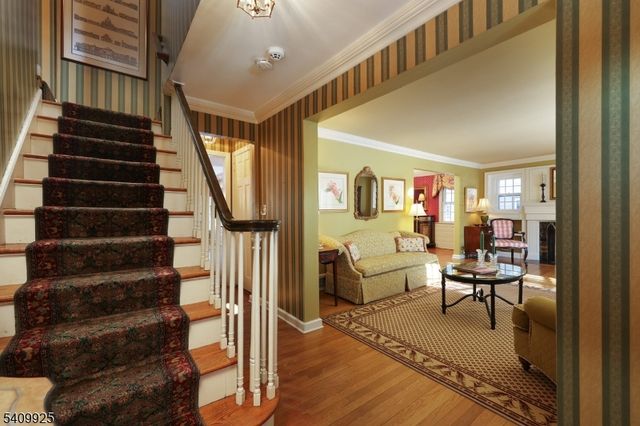 643 Nottingham Pl, Westfield Town, NJ 07090