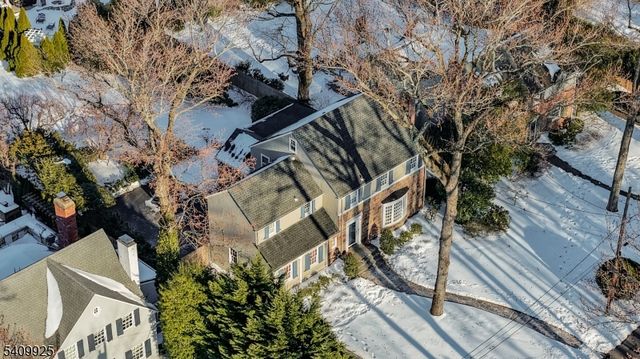 643 Nottingham Pl, Westfield Town, NJ 07090