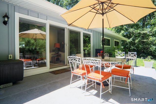 36 Creeping Hemlock Drive, Norwalk, CT 06851