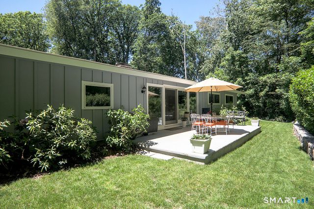 36 Creeping Hemlock Drive, Norwalk, CT 06851