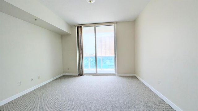 1945 S Ocean Drive 701, Hallandale Beach, FL 33009
