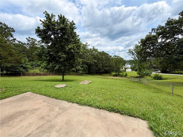 14048 Trails End Drive, De Soto, MO 63020