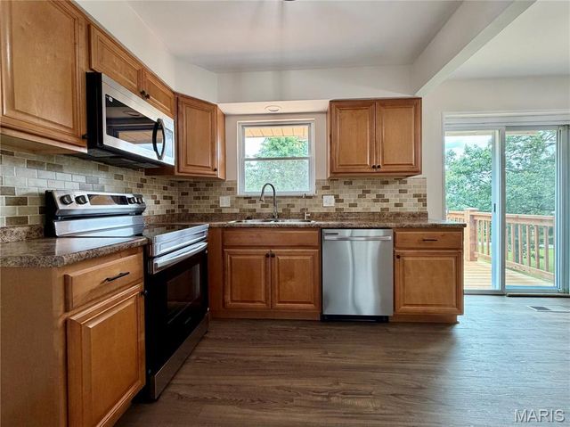14048 Trails End Drive, De Soto, MO 63020