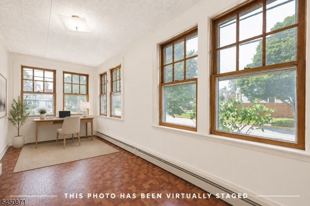 135 W Colfax Ave, Roselle Park Boro, NJ 07204