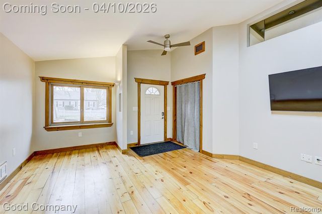 703 Gardenia Avenue, Royal Oak, MI 48067