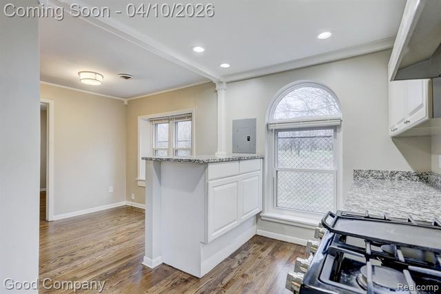 703 Gardenia Avenue, Royal Oak, MI 48067