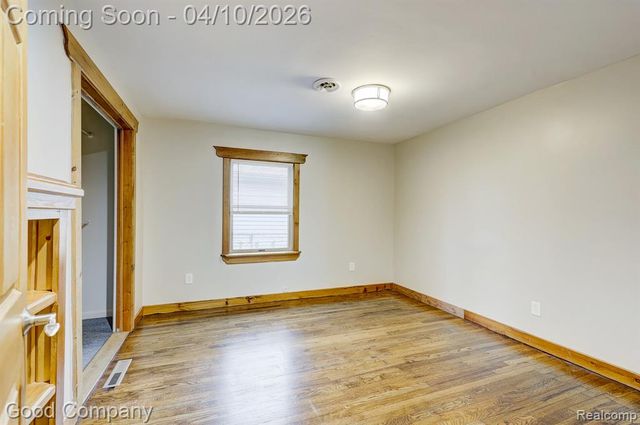 703 Gardenia Avenue, Royal Oak, MI 48067