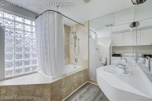 703 Gardenia Avenue, Royal Oak, MI 48067