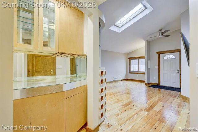 703 Gardenia Avenue, Royal Oak, MI 48067