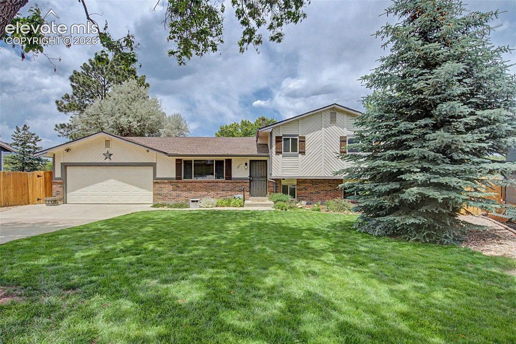 1370 Amstel Drive, Colorado Springs, CO 80907