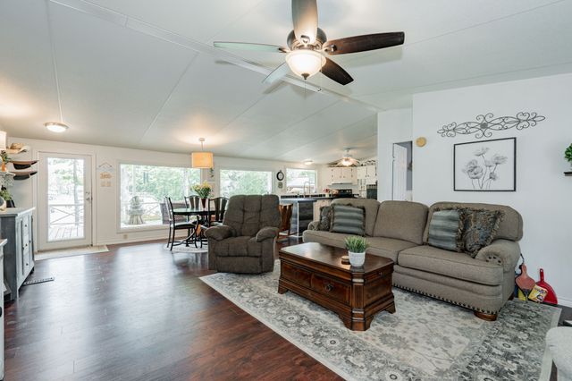210 Victor Court, Trinidad, TX 75163