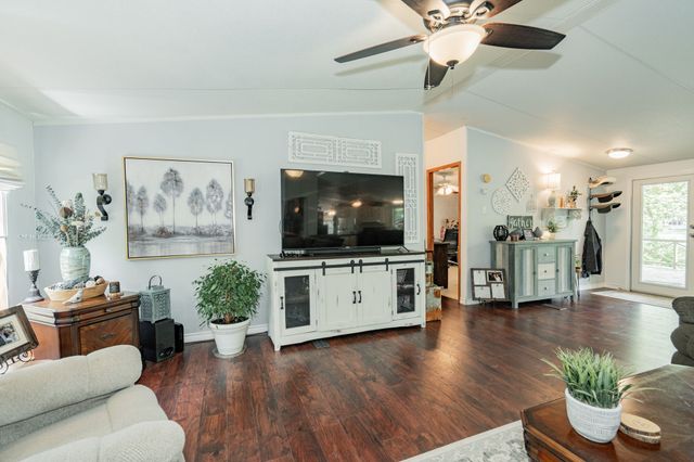 210 Victor Court, Trinidad, TX 75163