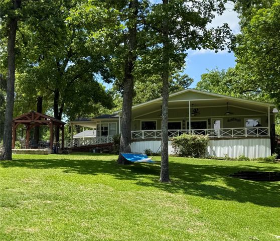 210 Victor Court, Trinidad, TX 75163