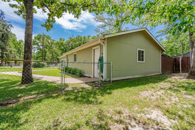 210 Victor Court, Trinidad, TX 75163