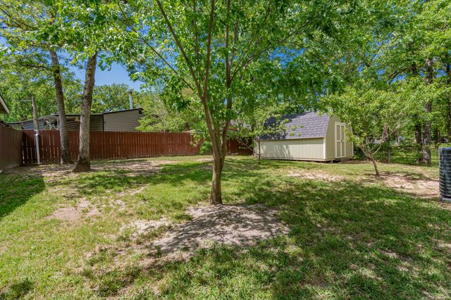 210 Victor Court, Trinidad, TX 75163