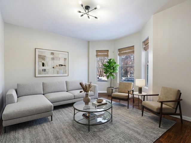 5431 S Indiana Avenue 1, Chicago, IL 60615