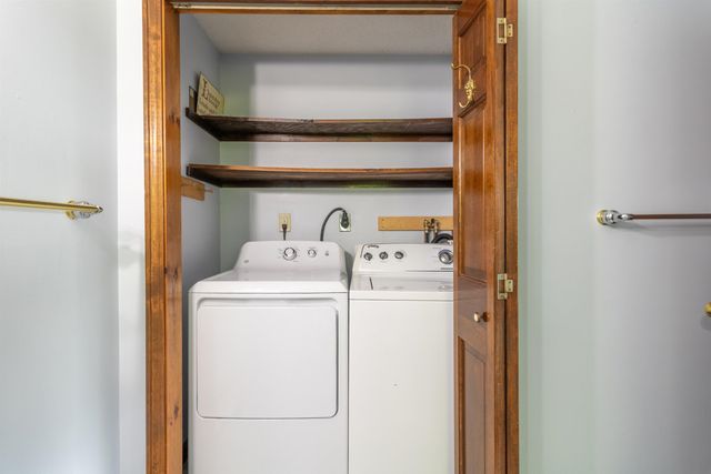 586 Old Coach Road, Lyndon, VT 05851