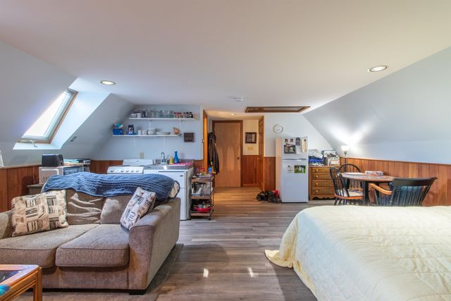 586 Old Coach Road, Lyndon, VT 05851