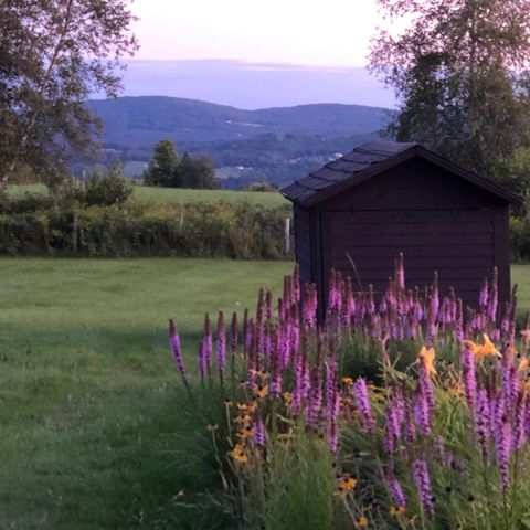 586 Old Coach Road, Lyndon, VT 05851