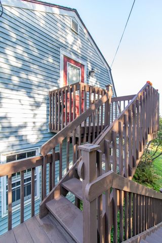 586 Old Coach Road, Lyndon, VT 05851