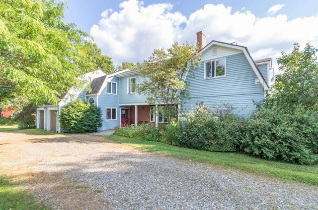 586 Old Coach Road, Lyndon, VT 05851