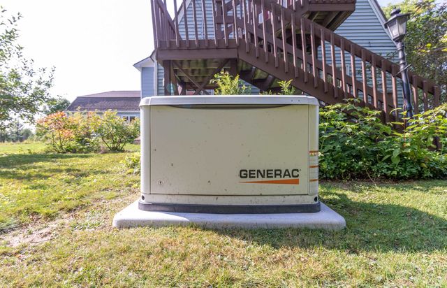 586 Old Coach Road, Lyndon, VT 05851