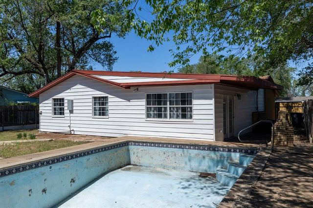 526 NW Glendale Drive, Lawton, OK 73507