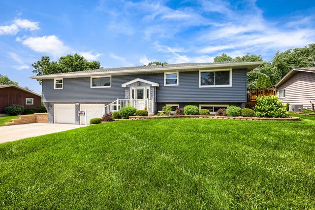 1662 Kimberly Avenue, Elgin, IL 60123