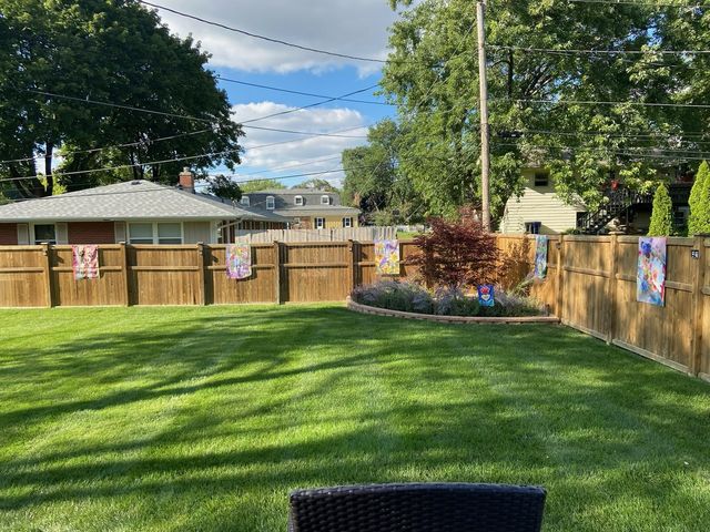1662 Kimberly Avenue, Elgin, IL 60123
