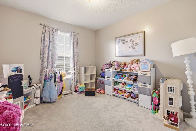 291 Lakes Of Dogwood Blvd, Shepherdsville, KY 40165