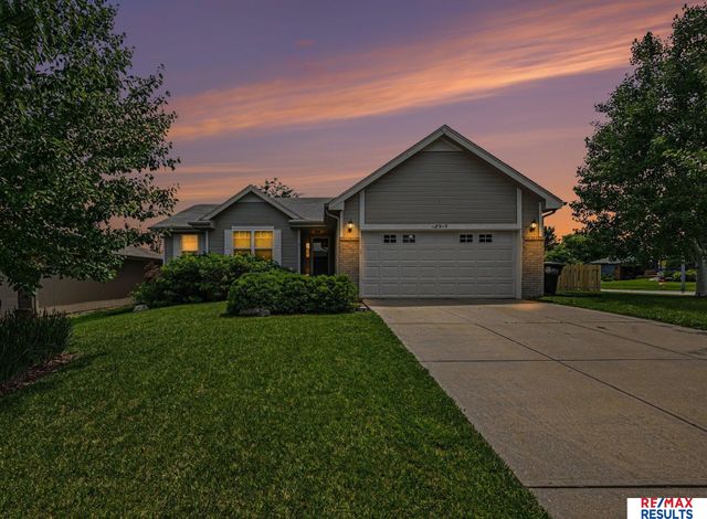 18915 N Miami Street, Elkhorn, NE 68022