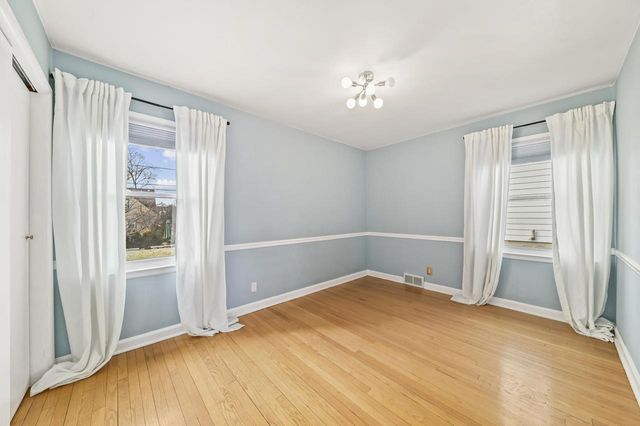 2445 N 80th STREET, Wauwatosa, WI 53213