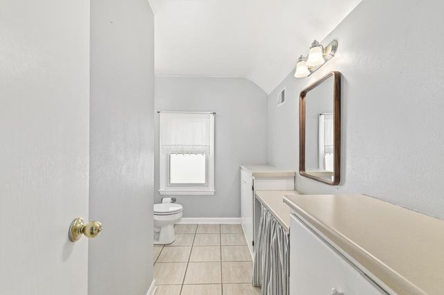 2445 N 80th STREET, Wauwatosa, WI 53213