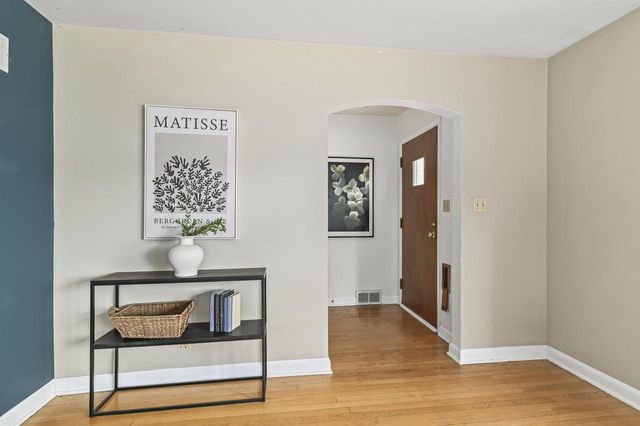 2445 N 80th STREET, Wauwatosa, WI 53213