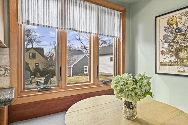 2445 N 80th STREET, Wauwatosa, WI 53213