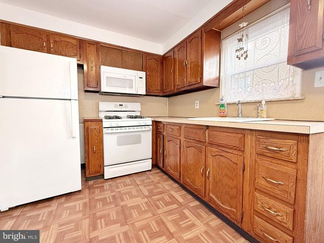 803 LATONA ST, Philadelphia, PA 19147