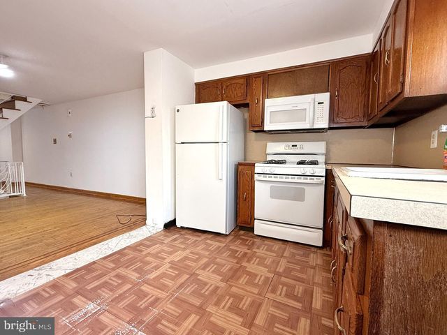 803 LATONA ST, Philadelphia, PA 19147