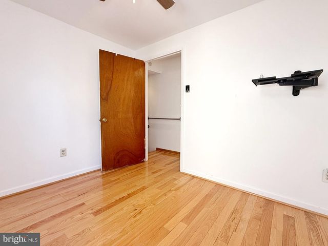 803 LATONA ST, Philadelphia, PA 19147