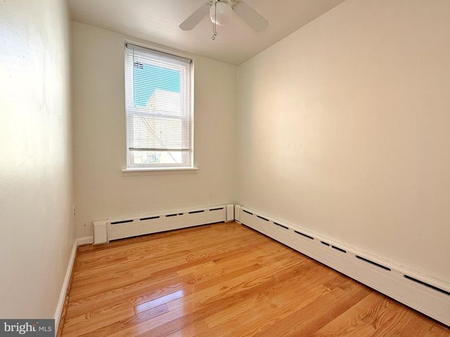 803 LATONA ST, Philadelphia, PA 19147