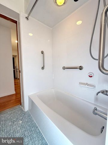 803 LATONA ST, Philadelphia, PA 19147