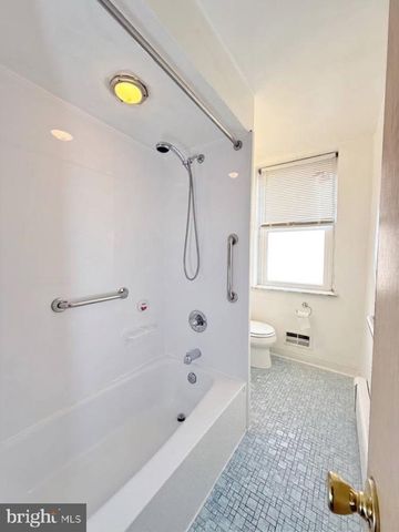 803 LATONA ST, Philadelphia, PA 19147