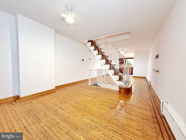 803 LATONA ST, Philadelphia, PA 19147