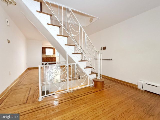 803 LATONA ST, Philadelphia, PA 19147