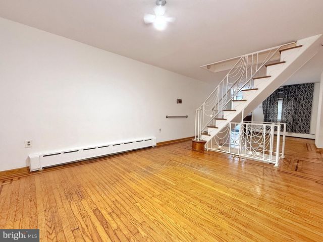 803 LATONA ST, Philadelphia, PA 19147
