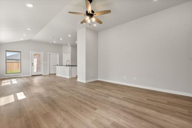 7004 14th Street, Lubbock, TX 79416