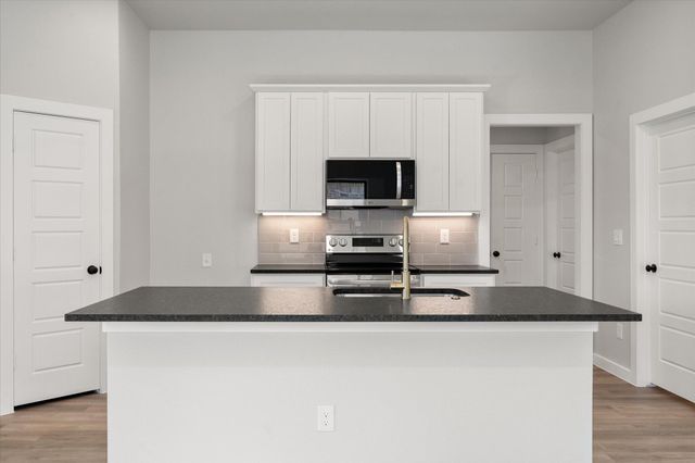 7004 14th Street, Lubbock, TX 79416